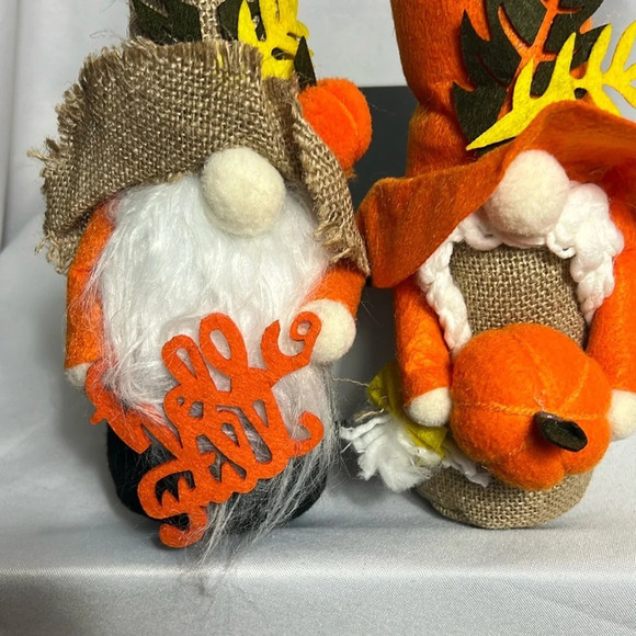 Fall Harvest Gnome Couple Plush Decorations – Burlap & Felt Autumn Decor Set - Picture 2 of 14